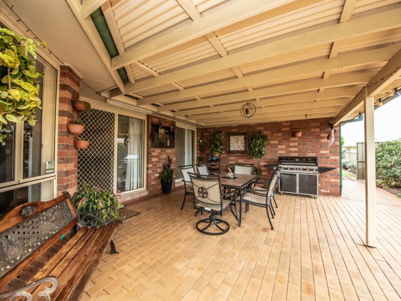 4 Gasnier Place, Dubbo NSW 2830
