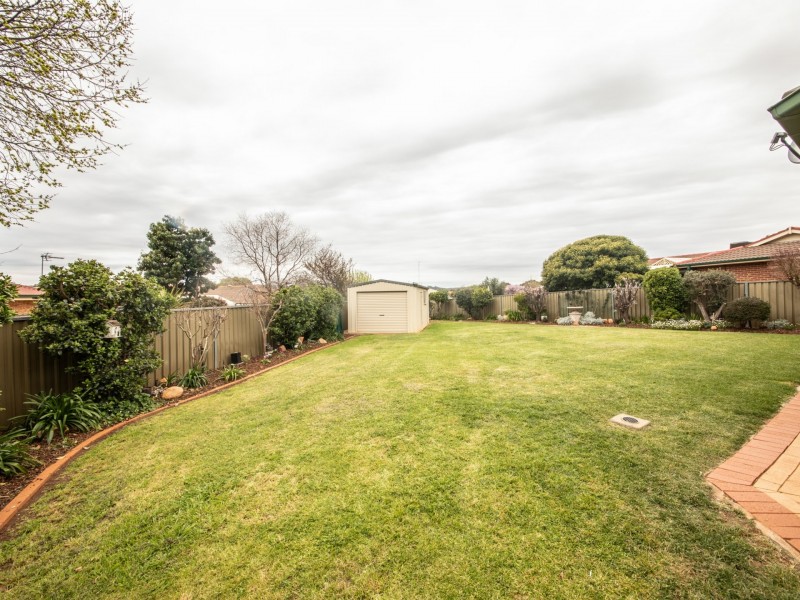 4 Gasnier Place, Dubbo NSW 2830