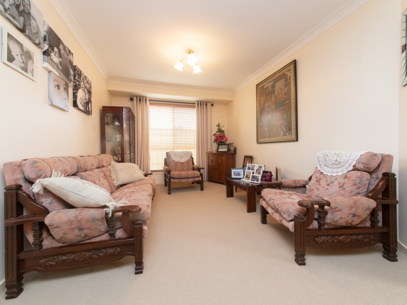 4 Gasnier Place, Dubbo NSW 2830
