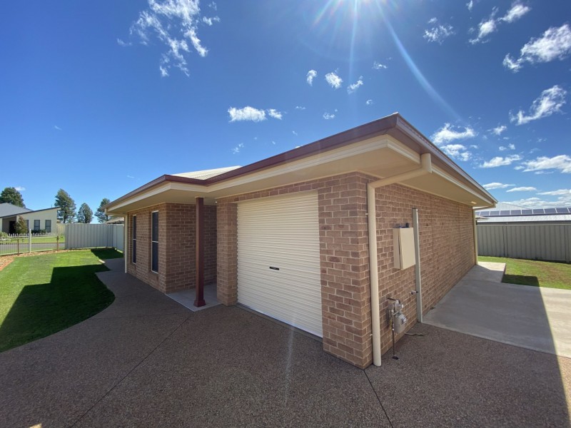 2 Tolmer Terrace, Dubbo NSW 2830