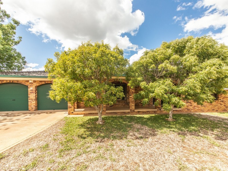 4 Norfolk Crescent, Dubbo NSW 2830