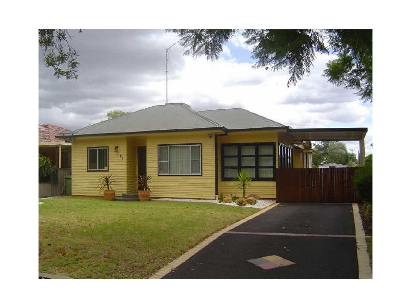 21 Crown Street, Dubbo NSW 2830