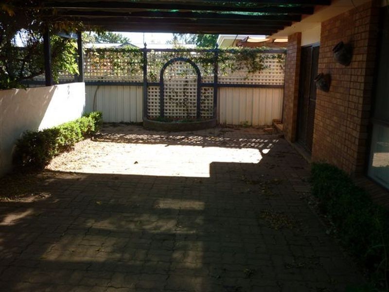 3 Massie Street, Dubbo NSW 2830