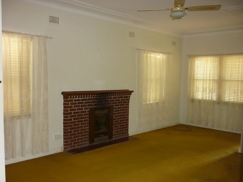 43 Edwin Street, Dubbo NSW 2830