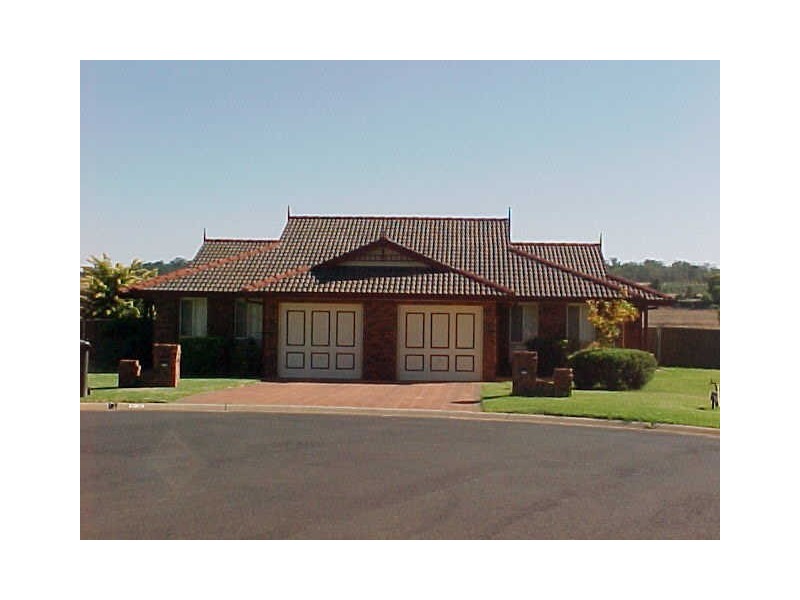 8A Gerber Place, Dubbo NSW 2830