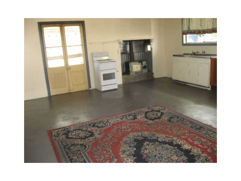 3 Strickland Street, Merrygoen NSW 2831