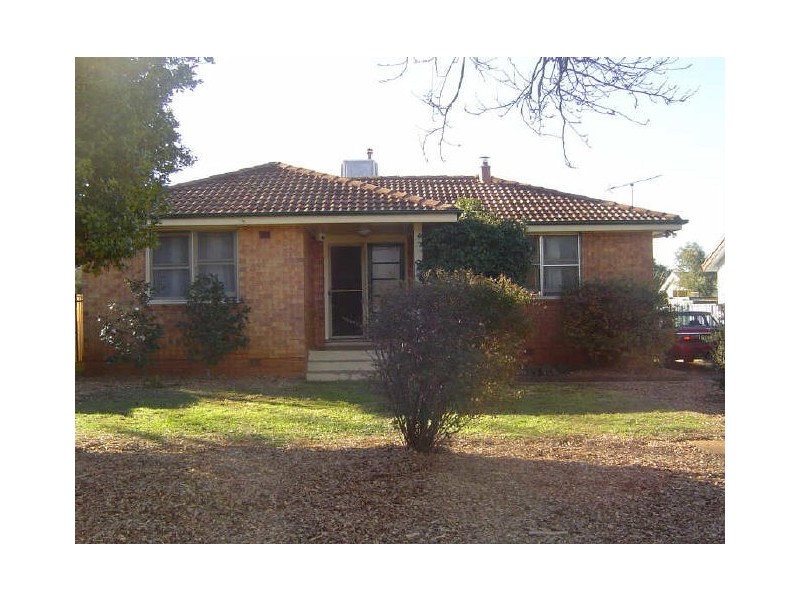 39 Yulong Street, Dubbo NSW 2830