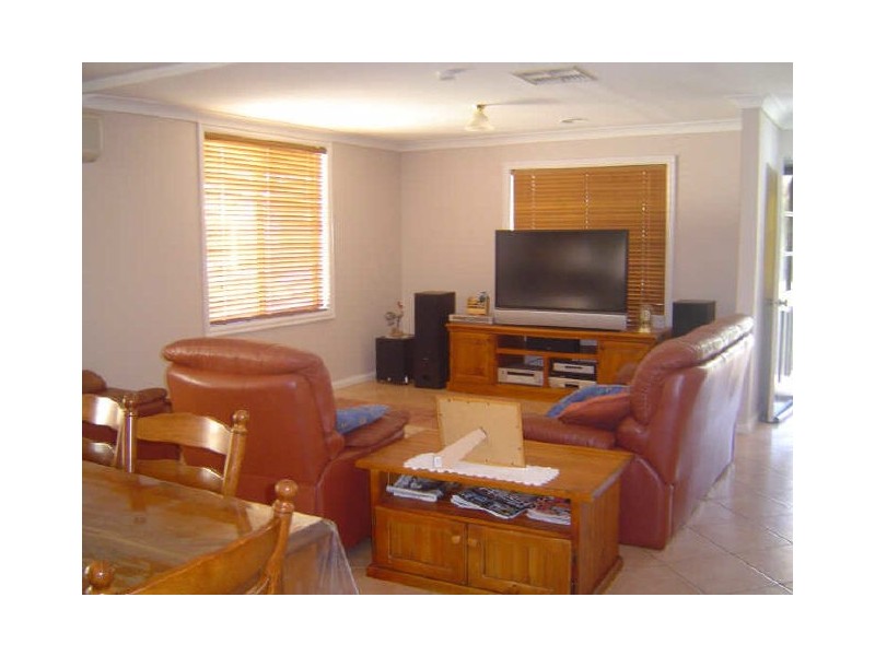 11 Luke Street, Dubbo NSW 2830