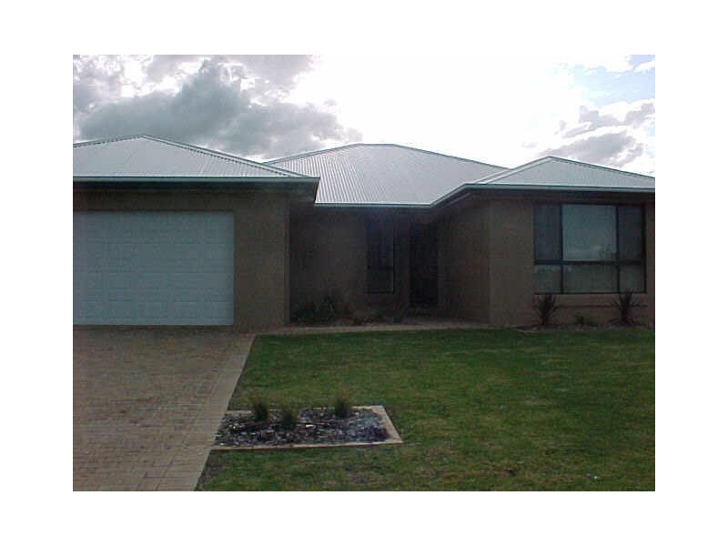 183 Baird Drive, Dubbo NSW 2830