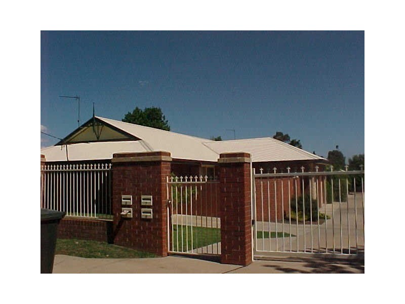 4/33-35 Boundary Road, Dubbo NSW 2830