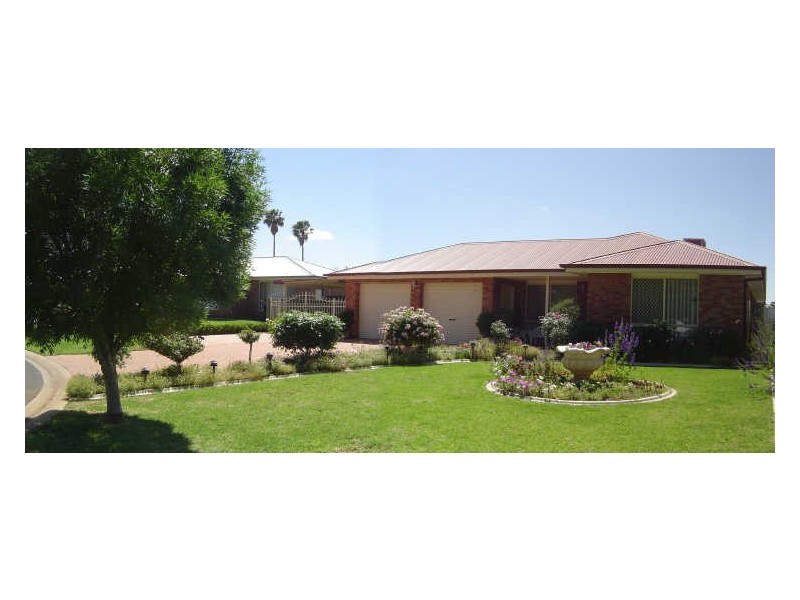 5 Tulloch Place, Dubbo NSW 2830