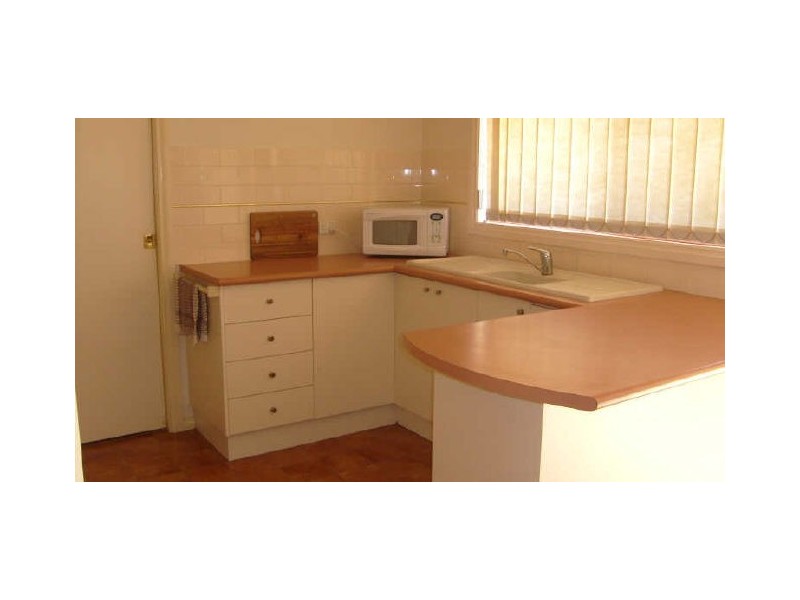 8A & 8B John Glen Close, Dubbo NSW 2830