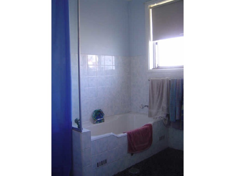 1 Margaret Crescent, Dubbo NSW 2830