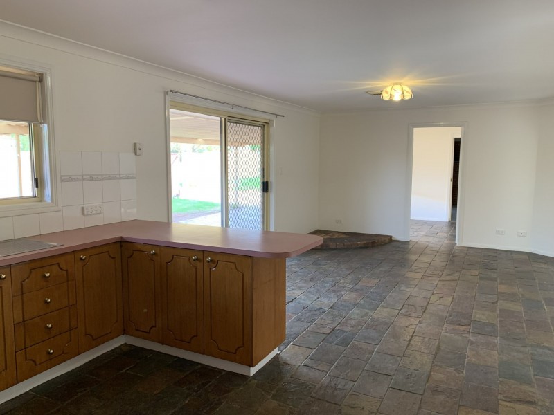 54 Murrayfield Drive, Dubbo NSW 2830