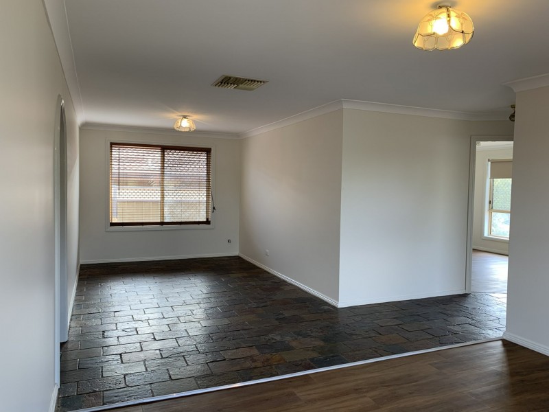 54 Murrayfield Drive, Dubbo NSW 2830