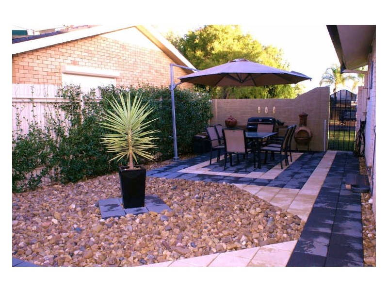 2 Lawson Street, Dubbo NSW 2830