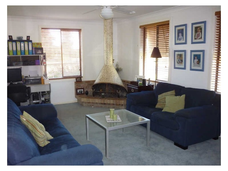 2 Lawson Street, Dubbo NSW 2830