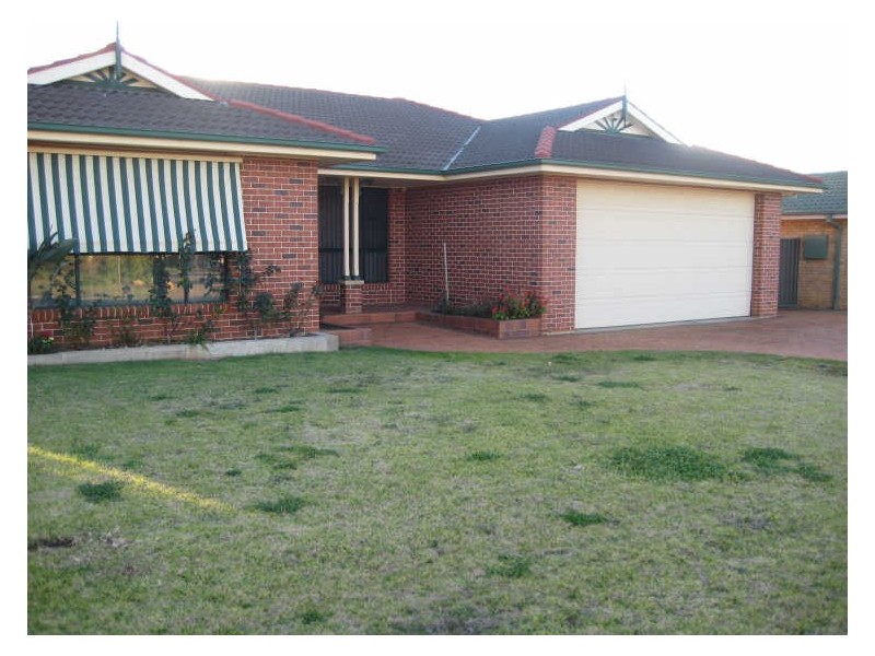 44 Twickenham Drive, Dubbo NSW 2830