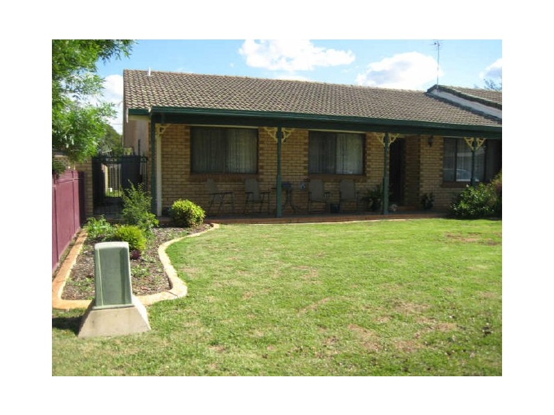 36 Chifley Drive, Dubbo NSW 2830