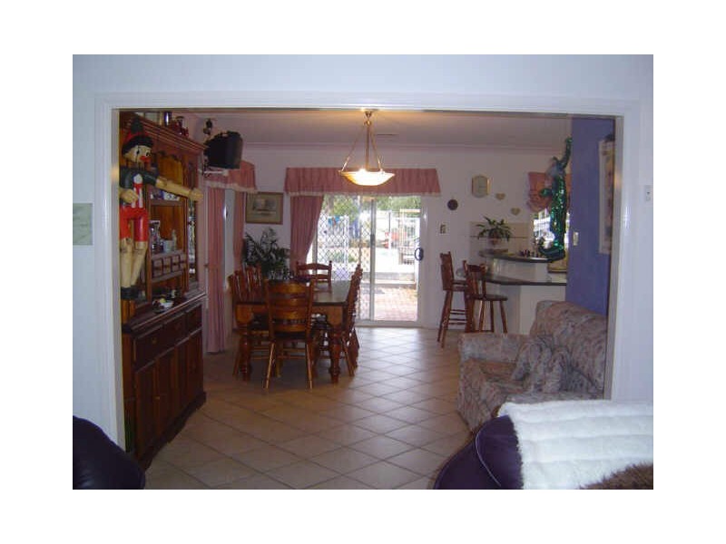 6 Araluen Way, Dubbo NSW 2830