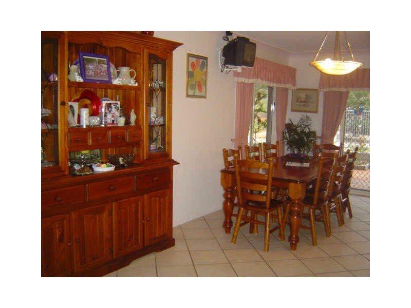 6 Araluen Way, Dubbo NSW 2830