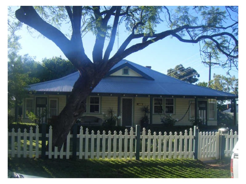 5 Sterling Street, Dubbo NSW 2830