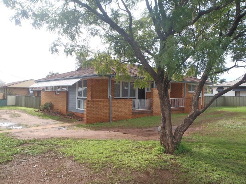 24 WHEELERS LANE, Dubbo NSW 2830