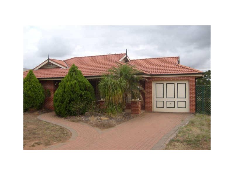 24 Grangewood Drive, Dubbo NSW 2830