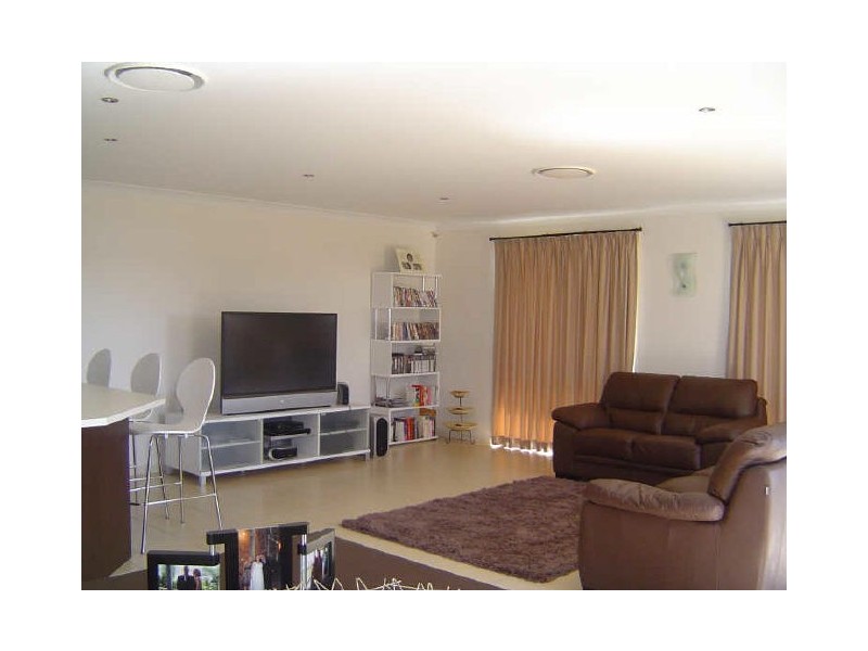 18 Cardiff Arms Avenue, Dubbo NSW 2830