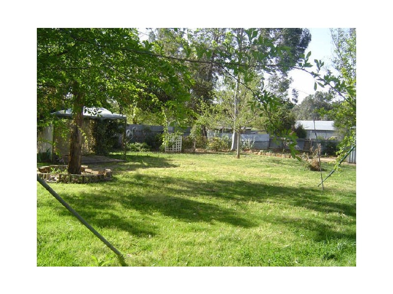 52 Douglas Street, Geurie NSW 2831