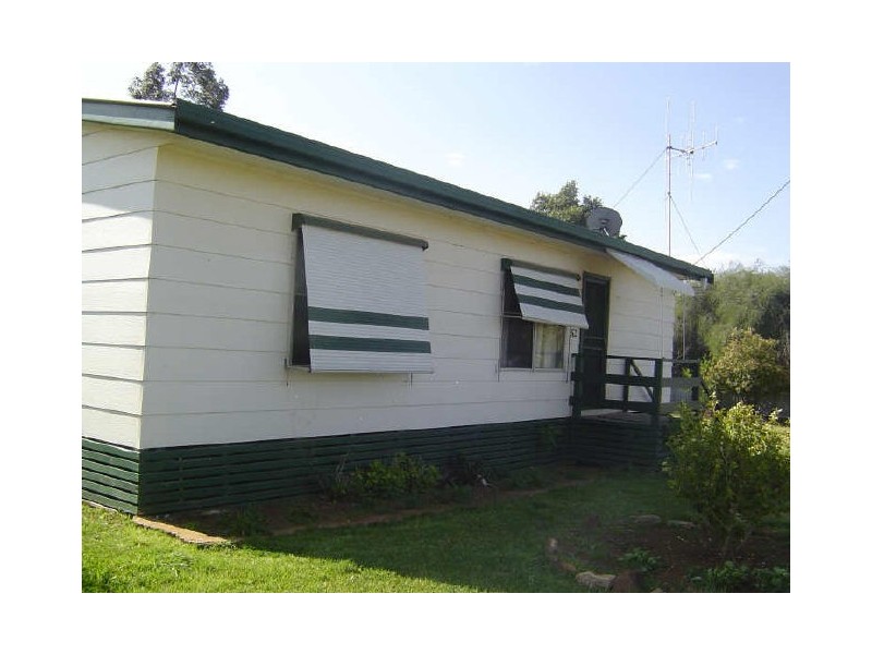 52 Douglas Street, Geurie NSW 2831