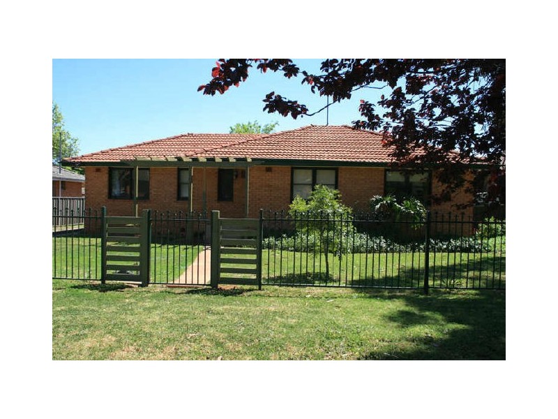 190 Bultje Street, Dubbo NSW 2830