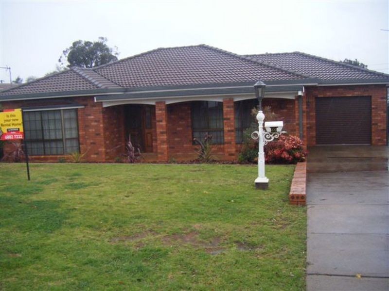 49 Alder Place, Dubbo NSW 2830