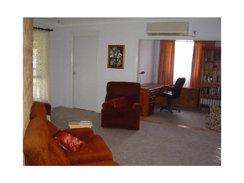 2 Alder Place, Dubbo NSW 2830
