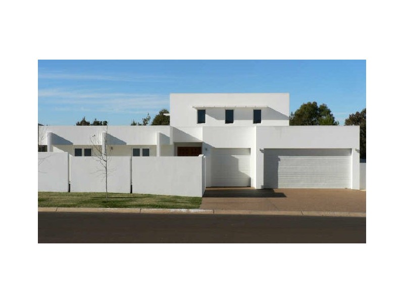 48 Lakeside Circuit, Dubbo NSW 2830