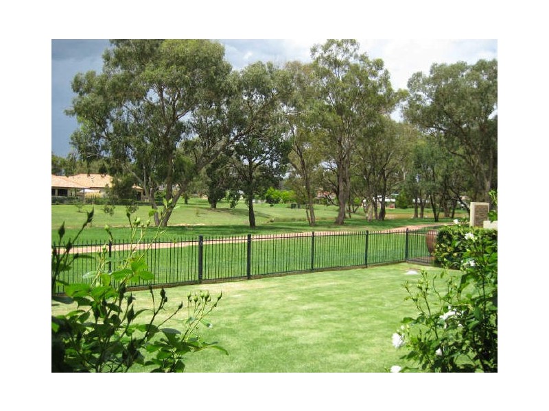 4 Turnberry Terrace, Dubbo NSW 2830