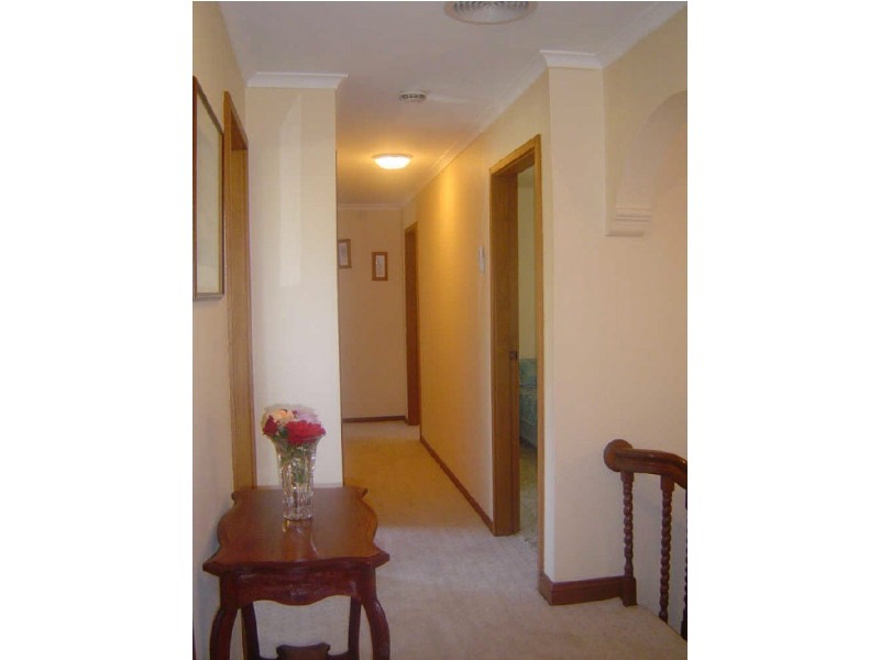 10 Beveridge Crescent, Dubbo NSW 2830