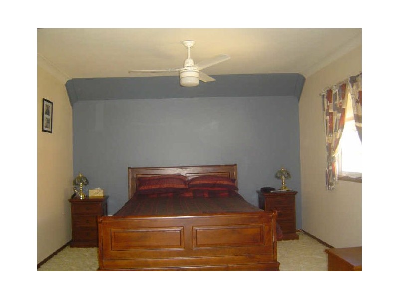 10 Beveridge Crescent, Dubbo NSW 2830