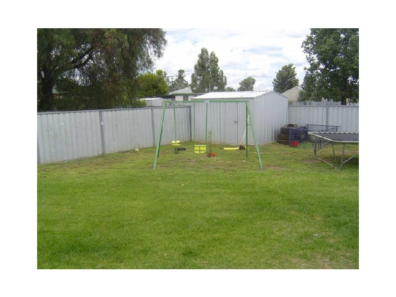 19 Warren Road, Gilgandra NSW 2827