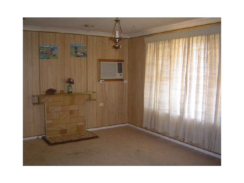 27 Ronald Street, Dubbo NSW 2830