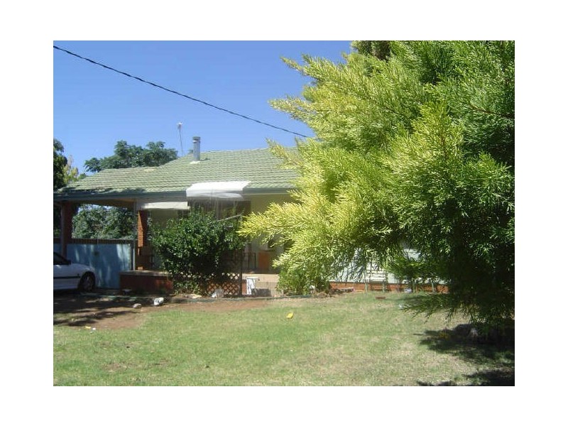 8 Newcombe Court, Dubbo NSW 2830