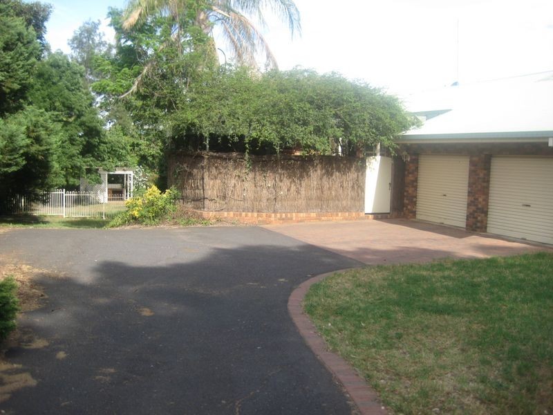 13 Bell Ave, Dubbo NSW 2830