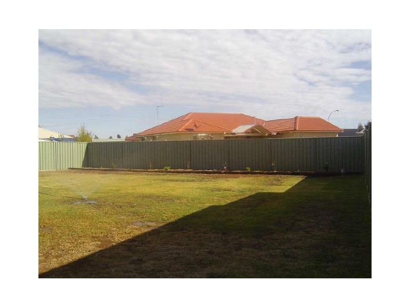7 Hawkesbury Avenue, Dubbo NSW 2830