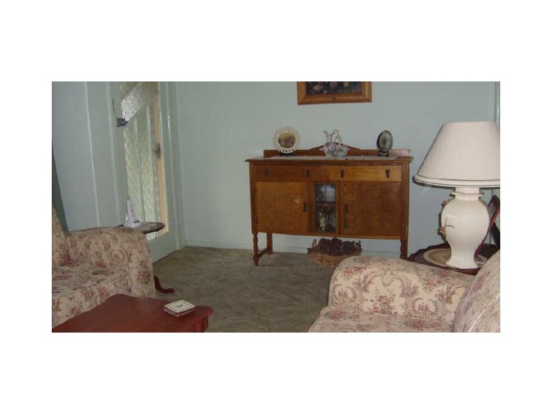 11 Bruce Ave, Dubbo NSW 2830