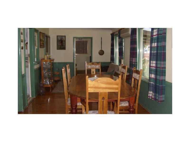 11 Bruce Ave, Dubbo NSW 2830