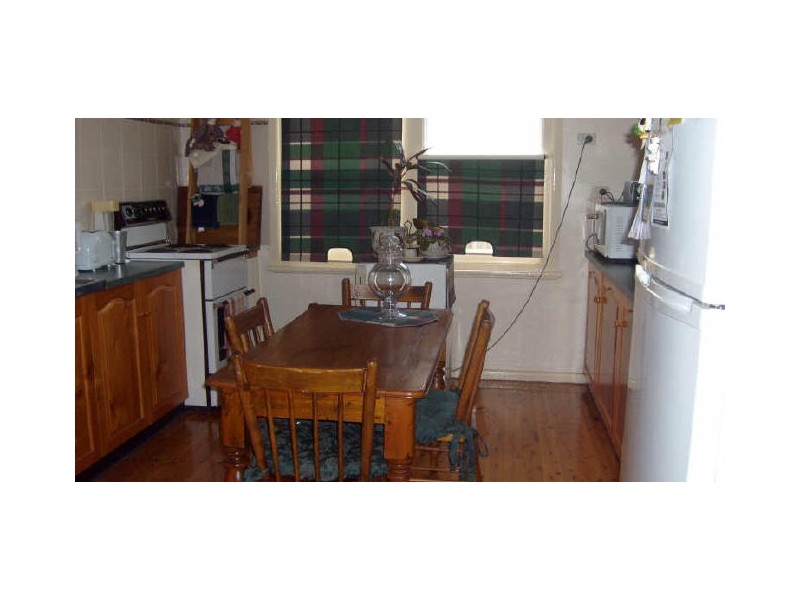 11 Bruce Ave, Dubbo NSW 2830