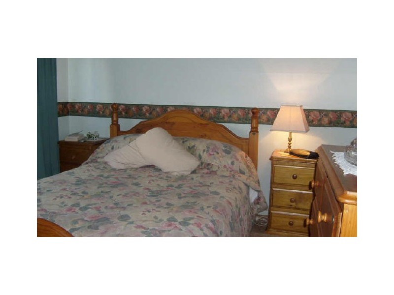 11 Bruce Ave, Dubbo NSW 2830