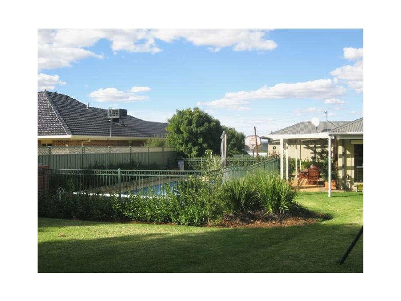21 Englewood Avenue, Dubbo NSW 2830