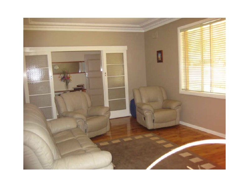 2 Highland Place, Dubbo NSW 2830