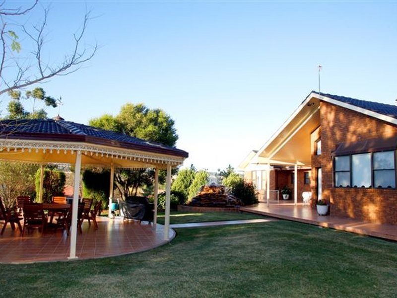 82 St Georges Terrace, Dubbo NSW 2830
